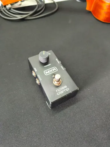 Pedal MXR Noise Clamp
