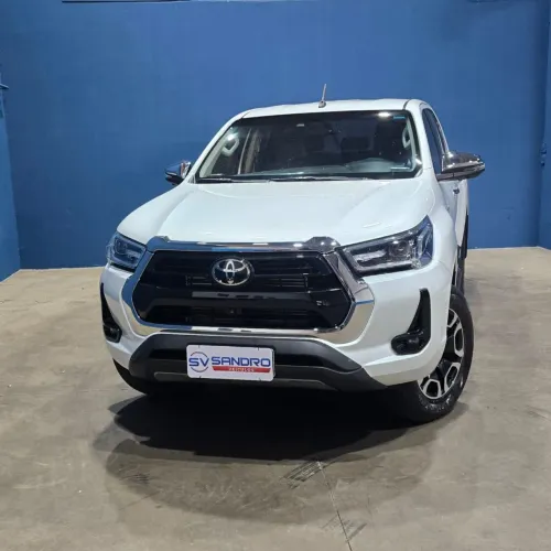 Toyota Hilux CD SRX 4X4 2.8 TDI 16V Diesel Aut. 2025