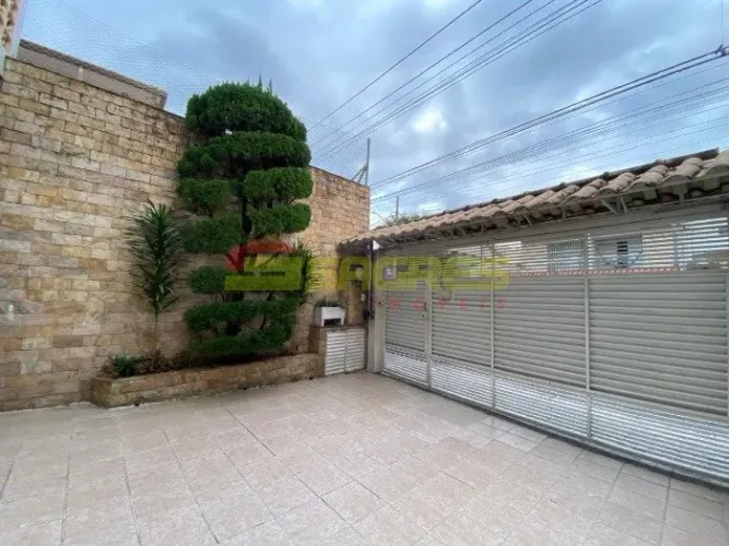 Sobrado na Vila Guilherme à Venda! 244m2 - 3 dormitórios - 6 vagas - R$1.700.000,00