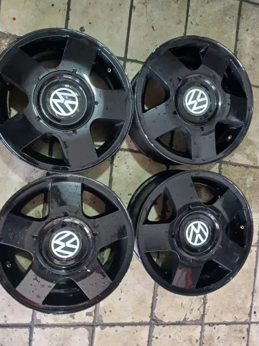 Vendo jogo de Roda aro 14 Voyage..gol