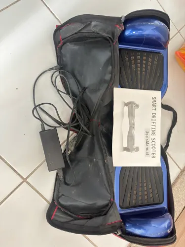 Skate Hoverboard elétrico azul - Ótimo estado