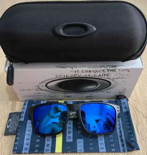 Óculos Oakley Holbrook Matte Black/Lente Blue Iridium