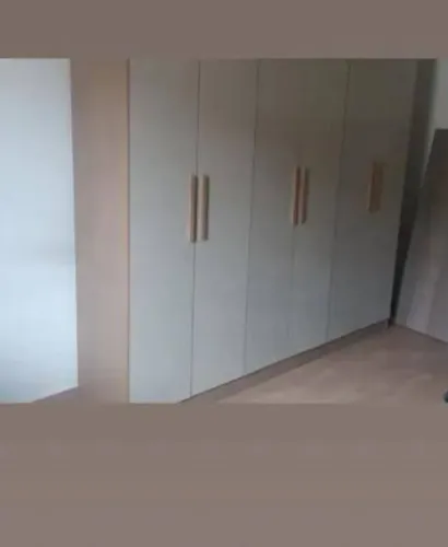 Cama solteiro e Guarda-roupa de casal slim - 500 reais cada...