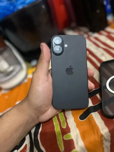 iPhone 16 Preto Novo