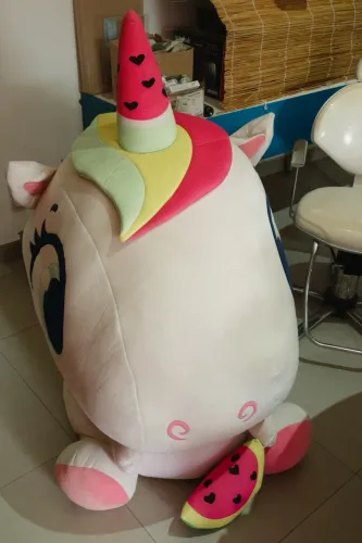 Pelúcia gingante de unicórnio