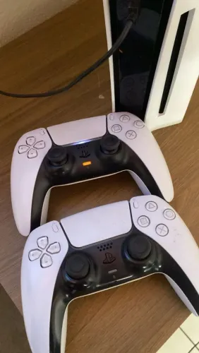 Vendo Playstation 5 Slim Com Dois Controles