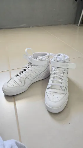 Tênis Adidas Usado