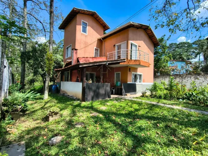 Chácara à venda em Embu das Artes, Chácaras Ana Lúcia, com 3 quartos, com 1089 m²