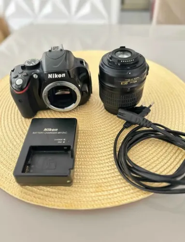 NIKON D5100 + LENTE 18-55MM 