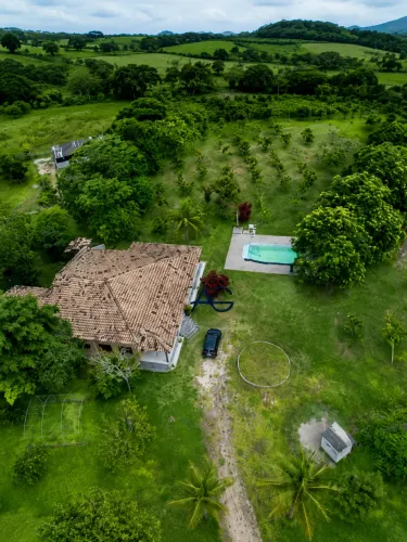 Fazenda na estrada da ipitanga Tanguá