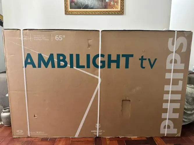 TV 65" 4K LACRADO ! NOVO ! Smart Ambilight, VRR, Comando Voz, HDR10+/Dolby Atmos, PHILIPS 