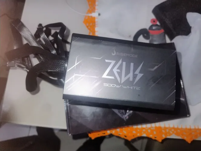 (nova) Fonte gamer rise mode Zeus 500W pfc ativo, preto