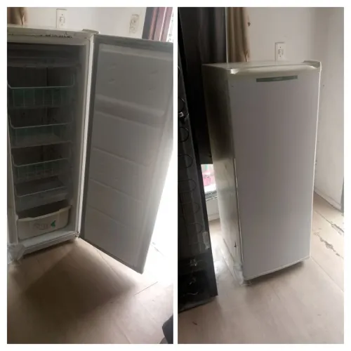 Vende se freezer 5 gavetas , em ótimo Estado, funciona tudo certinho, garantia de 3 meses