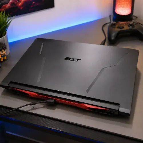 Acer Nitro 5 - GTX 1650 - Tela 144Hz - 16GB RAM