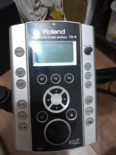 Bateria Eletrônica Roland TD-9