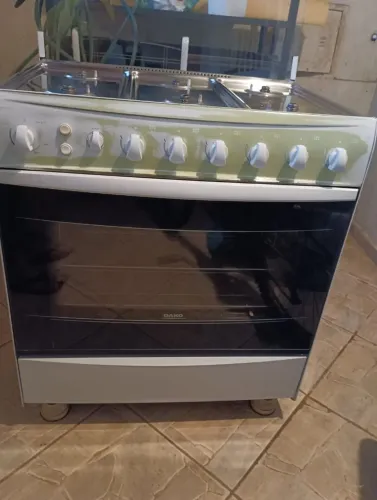 Fogão Dako 5 Bocas Preto e Branco - Ótimo Estado ?