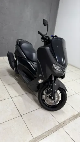 Yamaha Nmax 2024 Connect com apenas 8000km