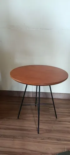 Mesa de centro madeira e aço