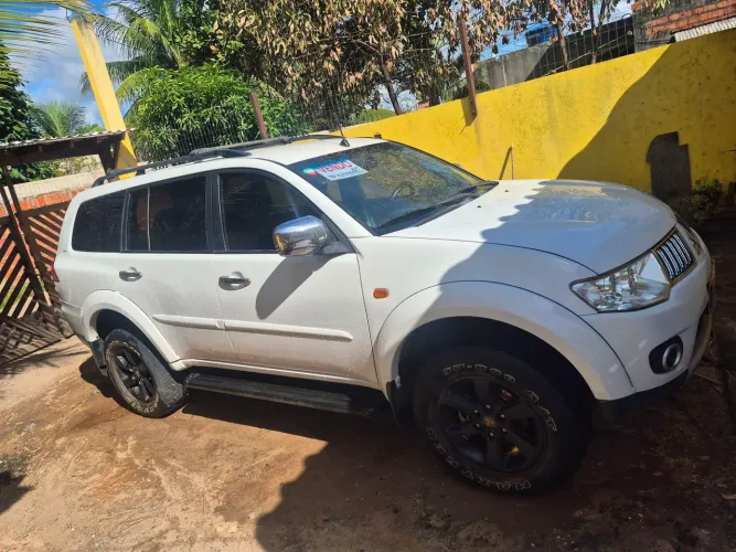 Mitsubishi Pajero Dakar 3.2 4X4 T.i. Dies. 5P Aut. 2013