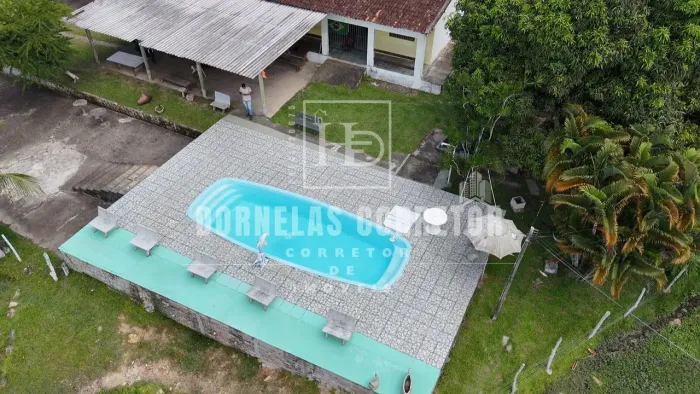 SÍTIO COMPLETO com piscina e açude por R$ 2 MILHÕES!