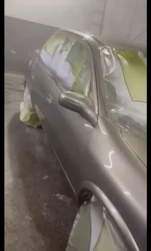 Serviço de pintura automotiva 