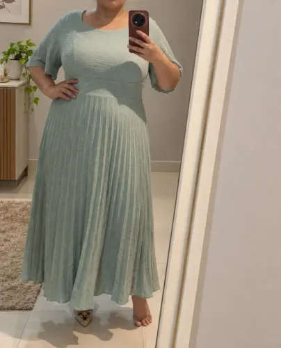 Vestido Veste g/GG por 40$ saia plissada novo