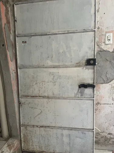 Portão de chapa 18 