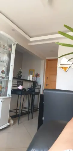 Lindo apartamento 2 quartos com varanda e vaga de garagem em Colubande - São Gonçalo - RJ