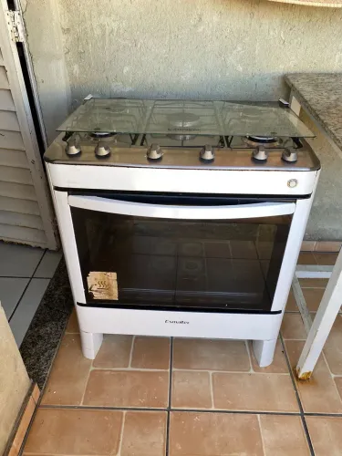 Vendo Fogão 5 bocas Esmaltec 