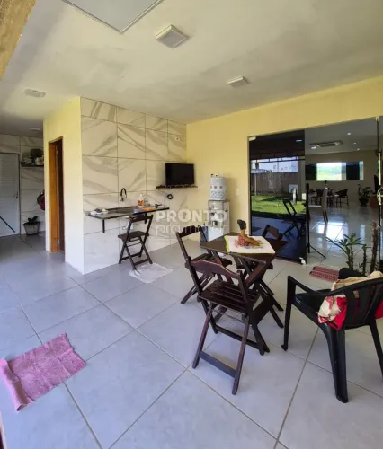 Casa com 4 quartos em Vargem Fria