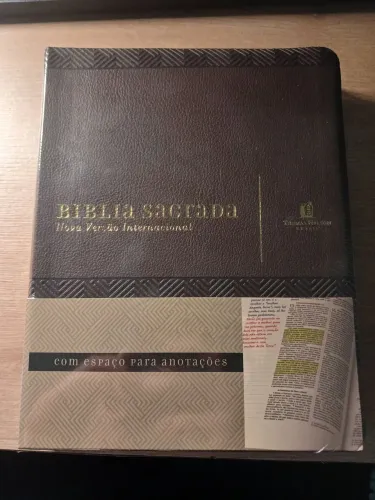 Bíblia Sagrada NVI - Letra Normal - Espaço Anotações - Capa Marrom - Nova