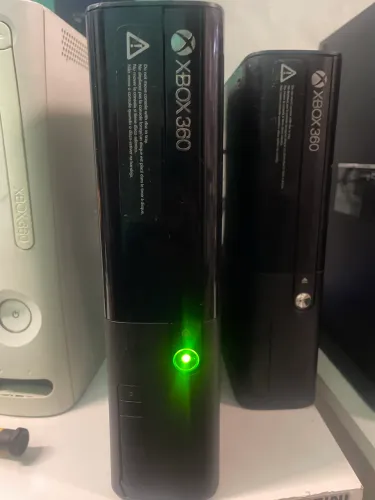 Xbox super slim bloqueado nunca foi aberto
