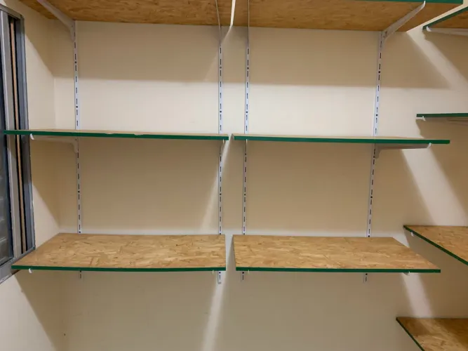 Prateleiras Modulares Desmontáveis - Estrutura Metálica