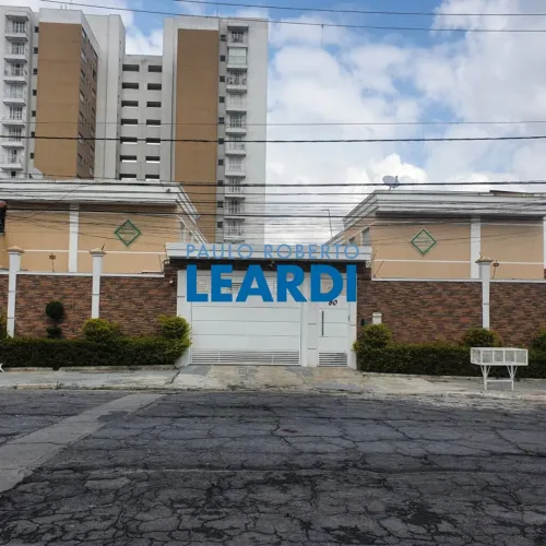CASA DE VILA - VILA CAMPANELA - SP