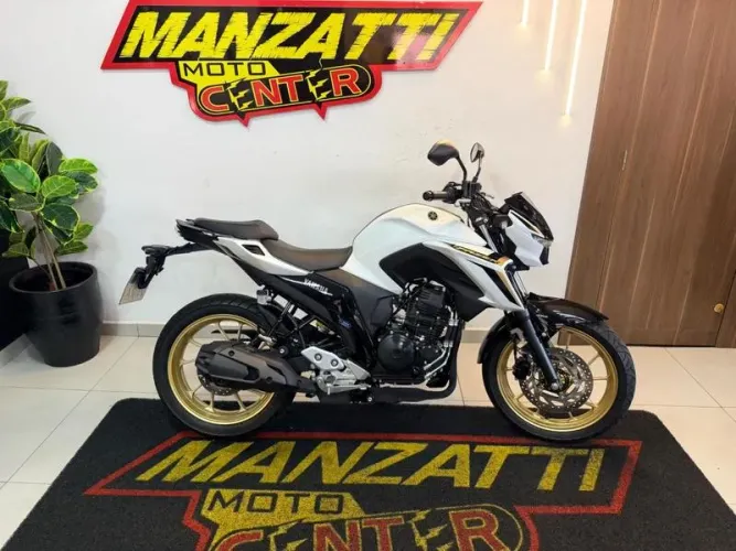 YAMAHA FZ25 FAZER 2025