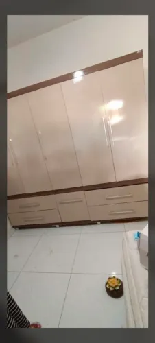 Guarda roupa bom estado usado entrego e monto
