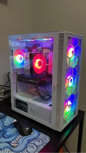 PC GAMER AMD - RX 6650xt 8GB - RYZEN 5 5500 - 16gb RAM CORSAIR