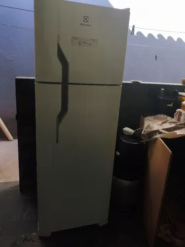 Geladeira Electrolux DFN39 Duplex Frost Free 310L (127V)