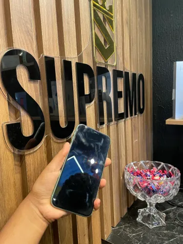 iPhone 11 verde,64GB