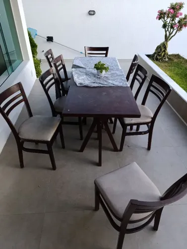 Cadeira e mesa