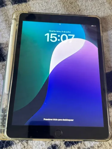 iPad 8ª Geração 32GB Wi-Fi - iPadOS 18.1.1 - Excelente Estado