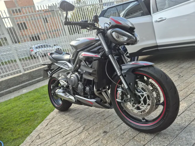 Triumph Street Triple 765 RS 2020 | 13.500 km | Impecável | Particular