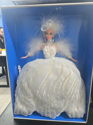 1994 Snow Princess Barbie® Enchanted Seasons Collection<br>
