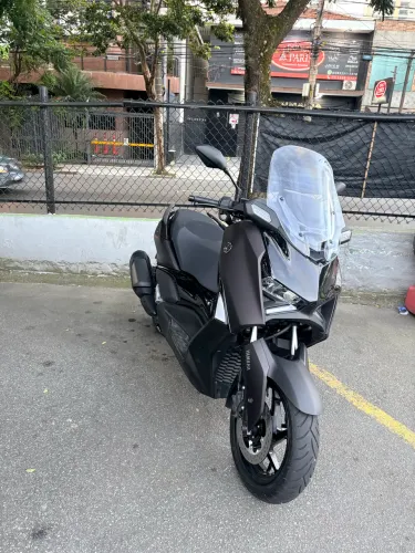 Xmax 300 2026 baixa km