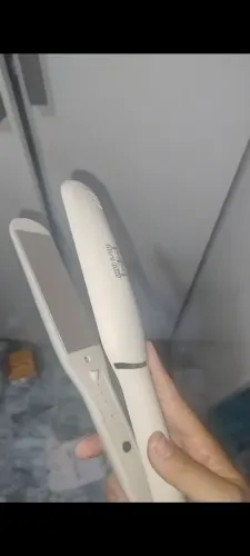 Chapinha Alisadora Profissional 400°C Bivolt Íons Negativos Anti-Frizz MM-ZFQ Aquecimento