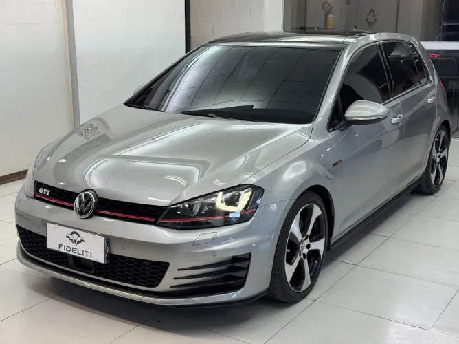 Volkswagen Golf GTI 2.0 TSI 220cv Aut. 2017