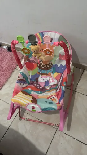 Cadeira de balanço bebê