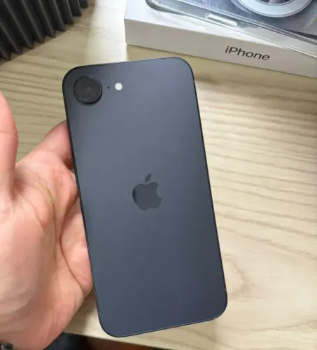 Iphone 16e 128gb Preto Usado