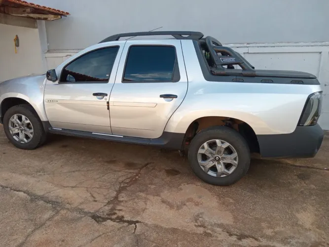 Renault Duster Oroch Intense 1.6 Flex 16V Mec. 2025