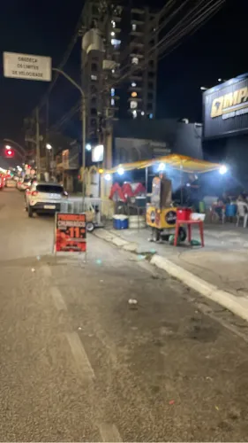 Estamos contratando churrasqueiro q tenha experiência em churrasco período das 18 às 23:50